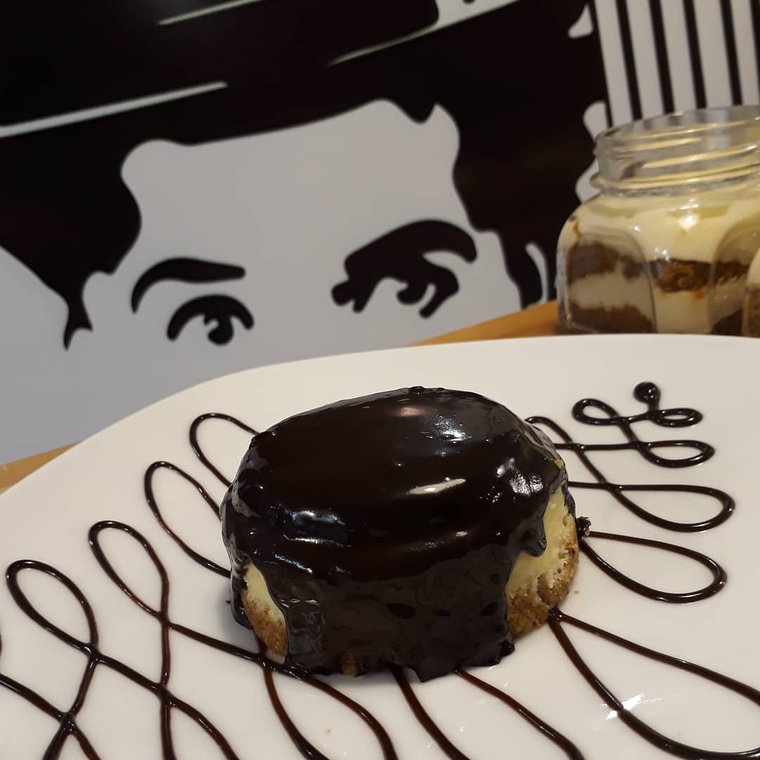 Enfes Şeyler Cafe & Bistro Fotoğrafları