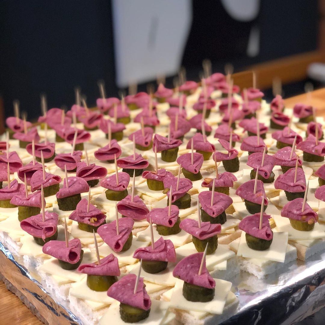 Enfes Şeyler Cafe & Bistro Fotoğrafları