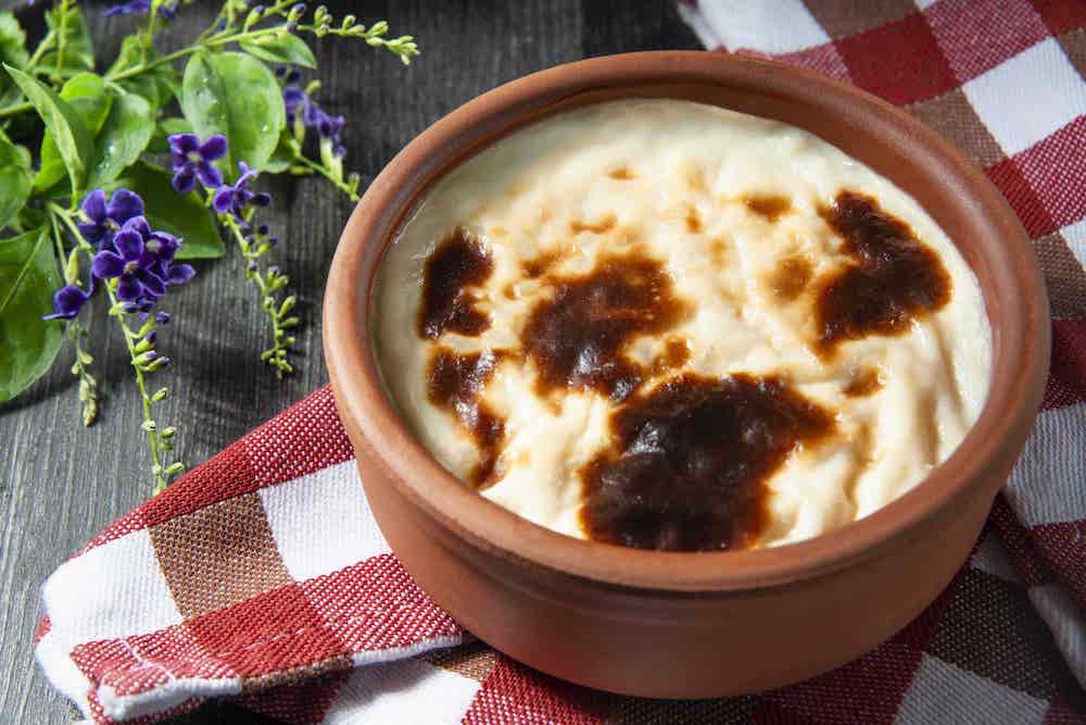 HİSARÖNÜ SÜT TATLILARI Fotoğrafları