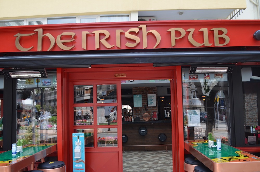 Irish Pub Alsancak Fotoğrafları