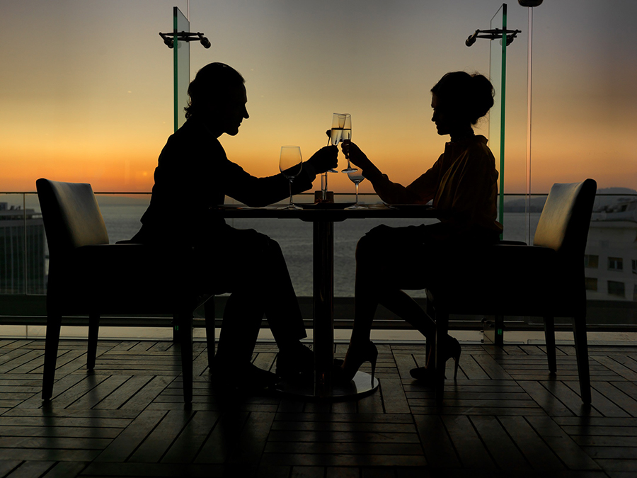 Swissotel Büyük Efes Equinox Restaurant Fotoğrafları