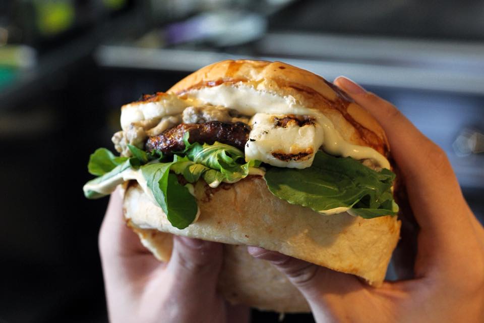 Kaburger Karşıyaka Fotoğrafları