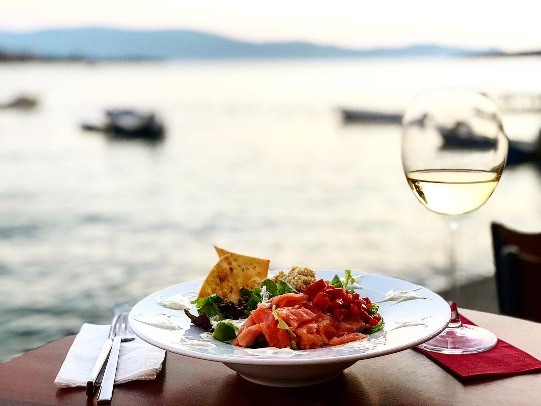 Kavala Cafe & Winehouse Fotoğrafları