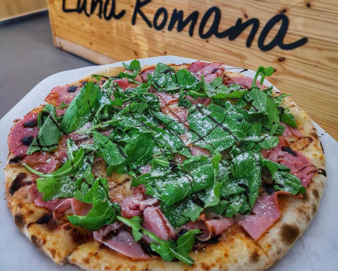 Pizzeria Luna Romana Fotoğrafları