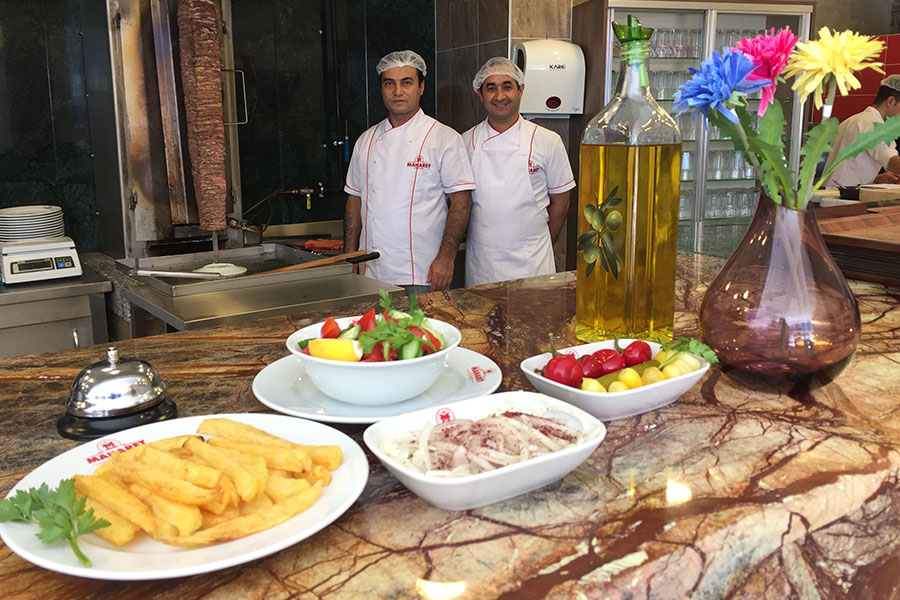 Maharet Döner Fotoğrafları