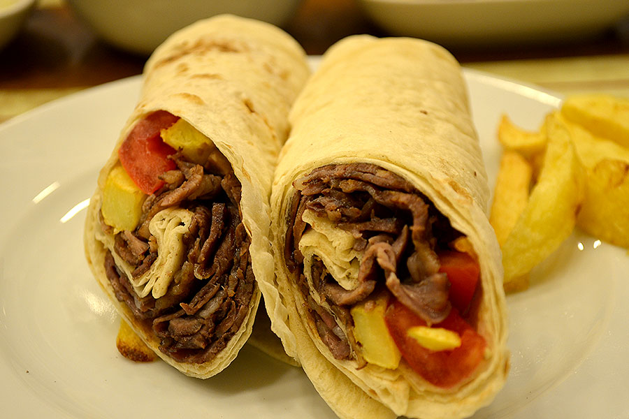 Maharet Döner Fotoğrafları