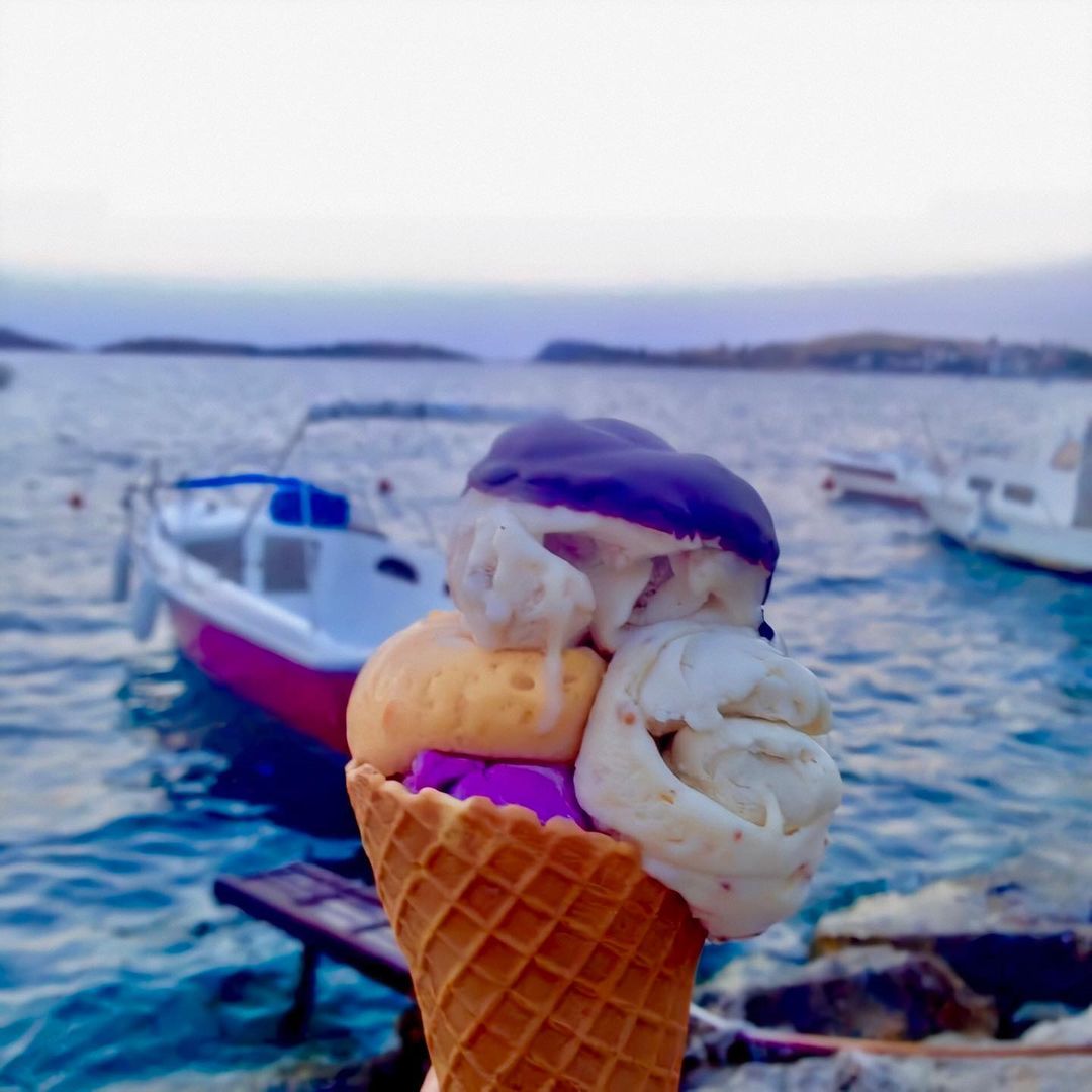 Nazmi Usta Fotoğrafları