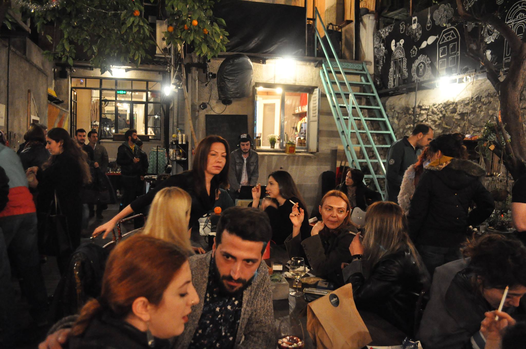 No 42 Alsancak Fotoğrafları