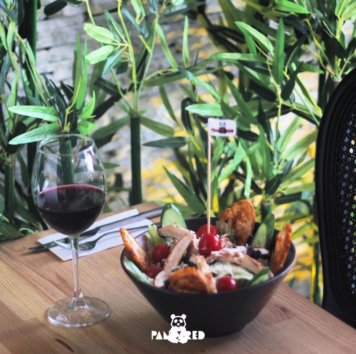 Panda Red Alsancak Fotoğrafları