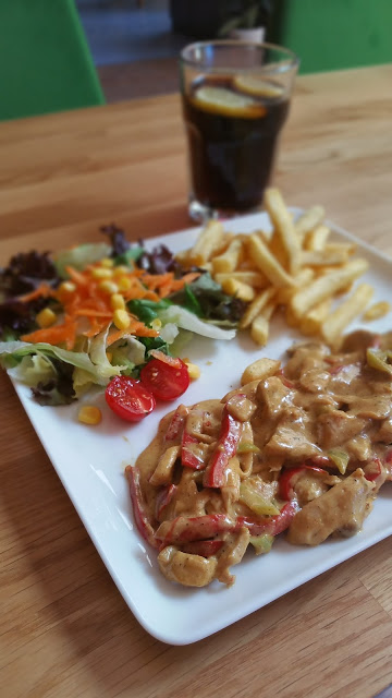 Pia Cafe Restaurant Bostanlı Fotoğrafları