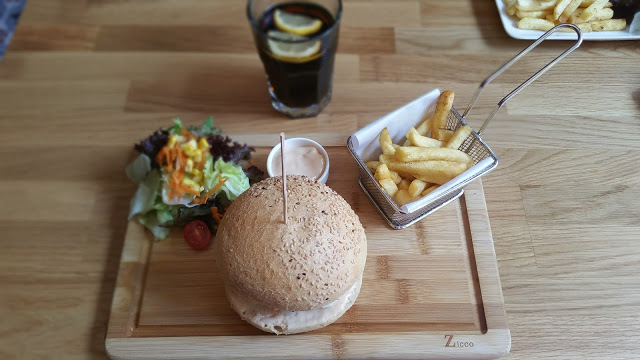 Pia Cafe Restaurant Bostanlı Fotoğrafları