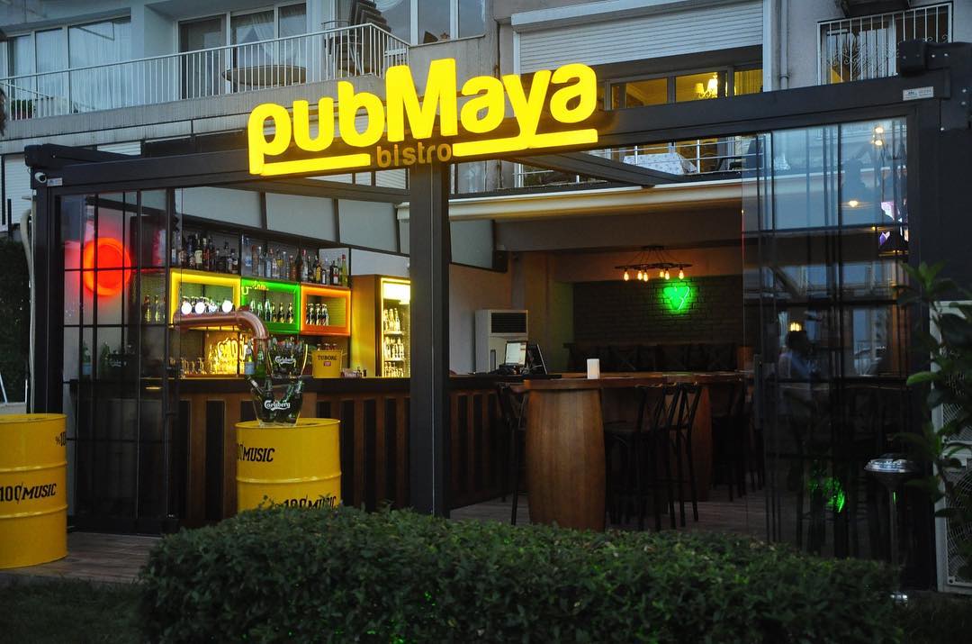Pub Maya Bistro Fotoğrafları