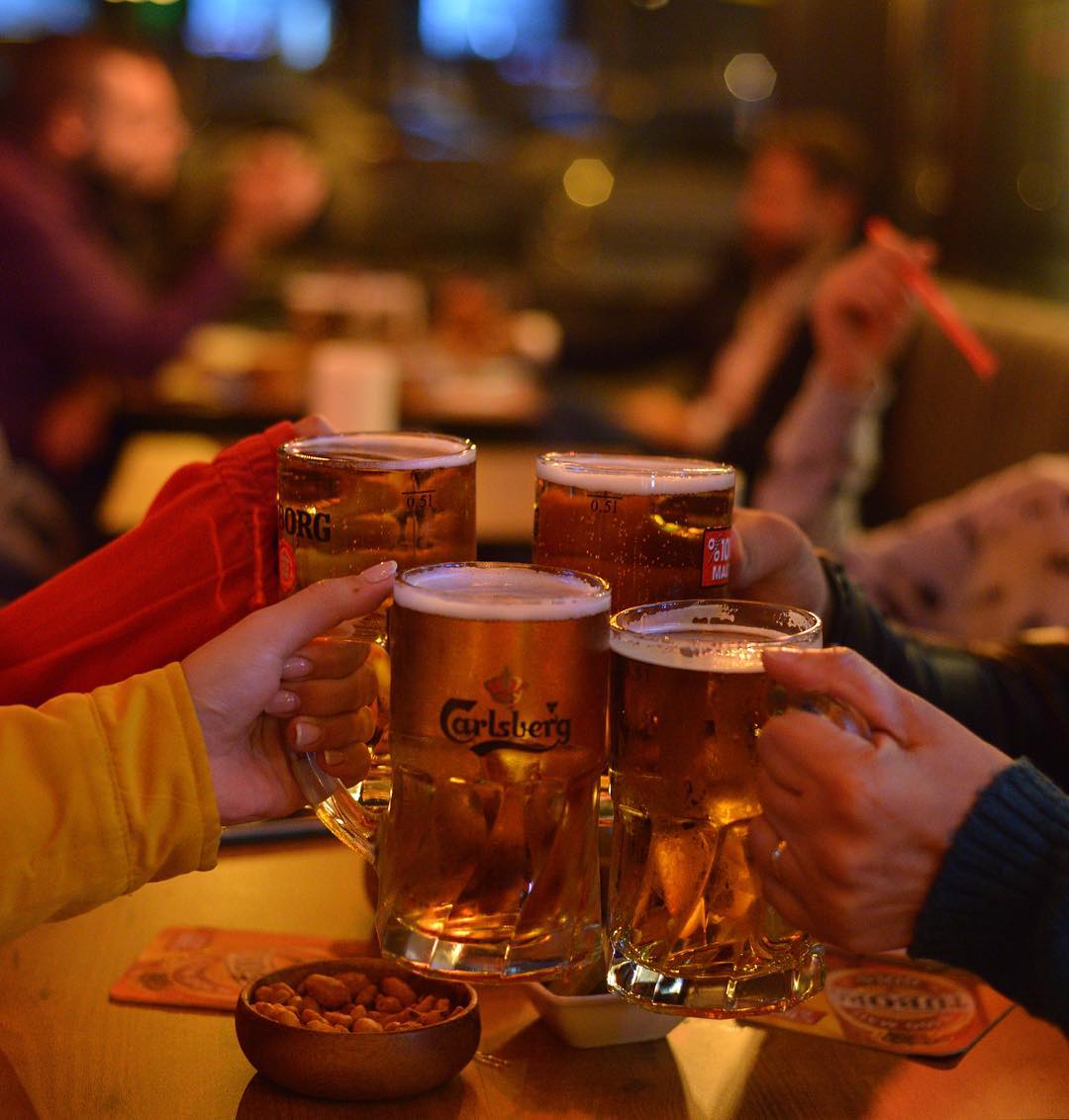 Pub Maya Bistro Fotoğrafları
